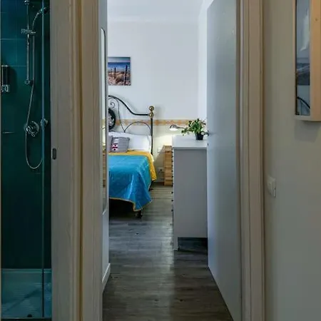 Charming Loft Fronte Mare דירה מארינלה די סרזאנה